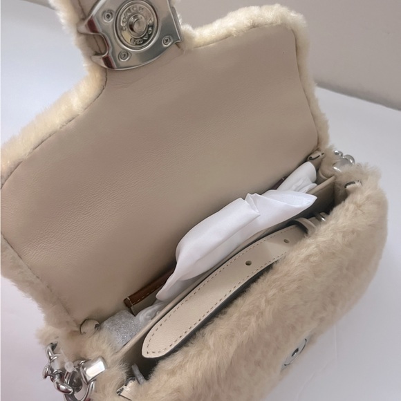 New Coach CC444 Pillow Tabby Shoulder Bag 18 In Shearling IN CREAM - Picture 7 of 8